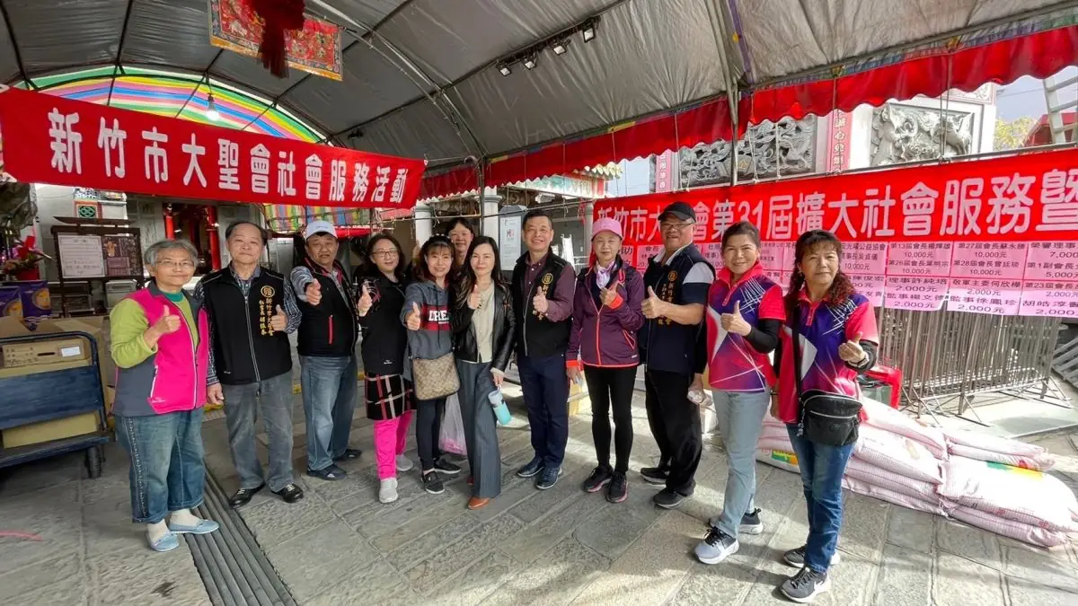 【金愛爾文教林執行長和吳執行長寒冬送暖，傳播愛心種子，溫暖更多清寒家庭】