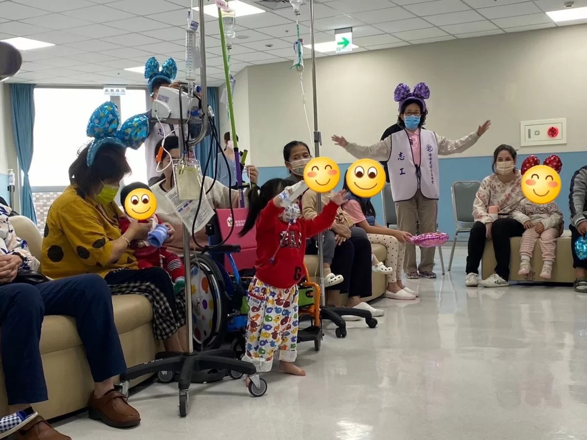 【金愛爾文教執行長帶領新竹市安安光矅公益協會,辦理「帶來歡樂、帶來愛」街舞~動滋、動滋活動,為馬偕病童帶來活力及希望】 【金愛爾文教執行長帶領新竹市安安光矅公益協會,辦理「帶來歡樂、帶來愛」街舞~動滋、動滋活動,為馬偕病童帶來活力及希望】